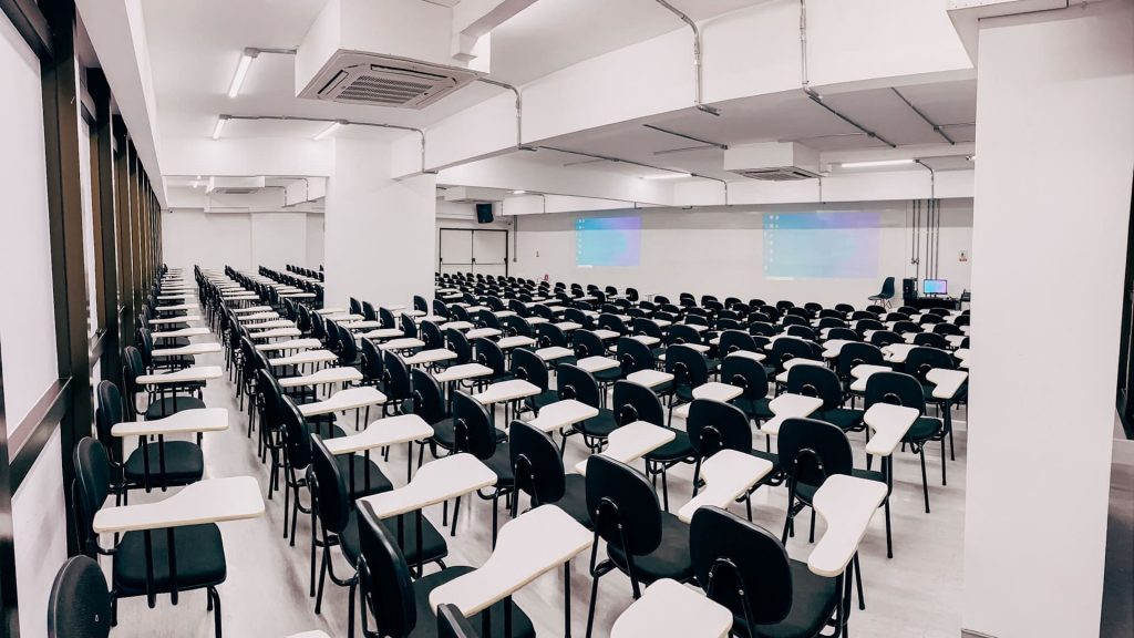 curso-fernanda-pessoa-unidade-caruaru-auditorio-2